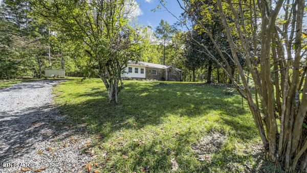 3140 Laws Chapel Road Maryville, TN 37803 - Photo 29 of 31 134034069267815189_134034069254104927_IM