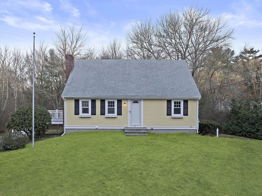 85 Grove Street Hanover, MA 02339 - Photo 4 of 36 Gallery Image 4
