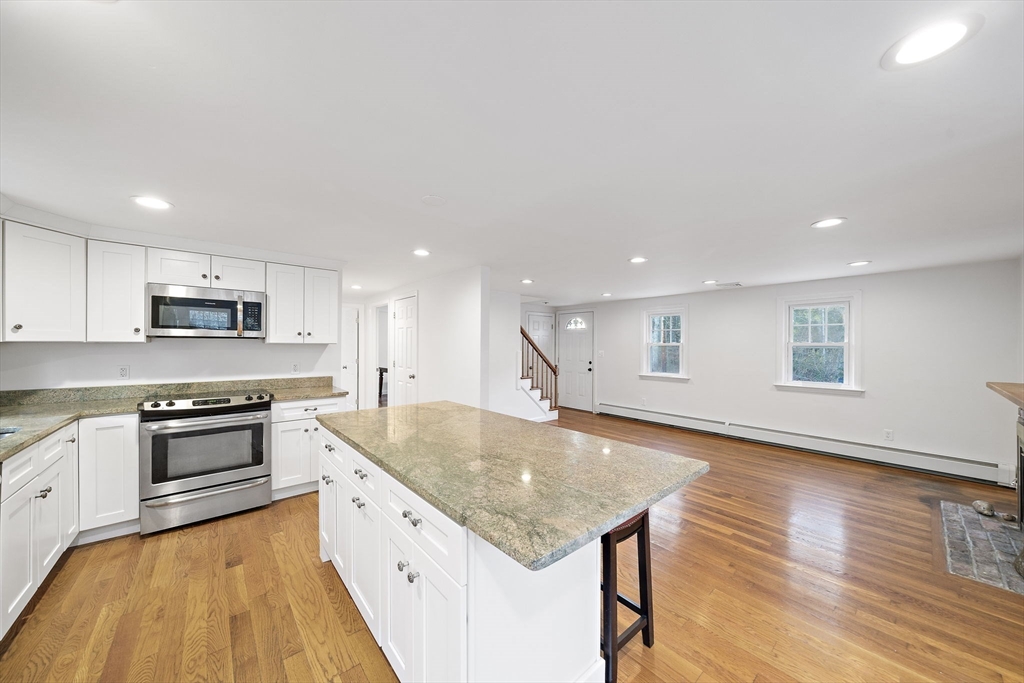 85 Grove Street Hanover, MA 02339 - Photo 8 of 36 Gallery Image 8
