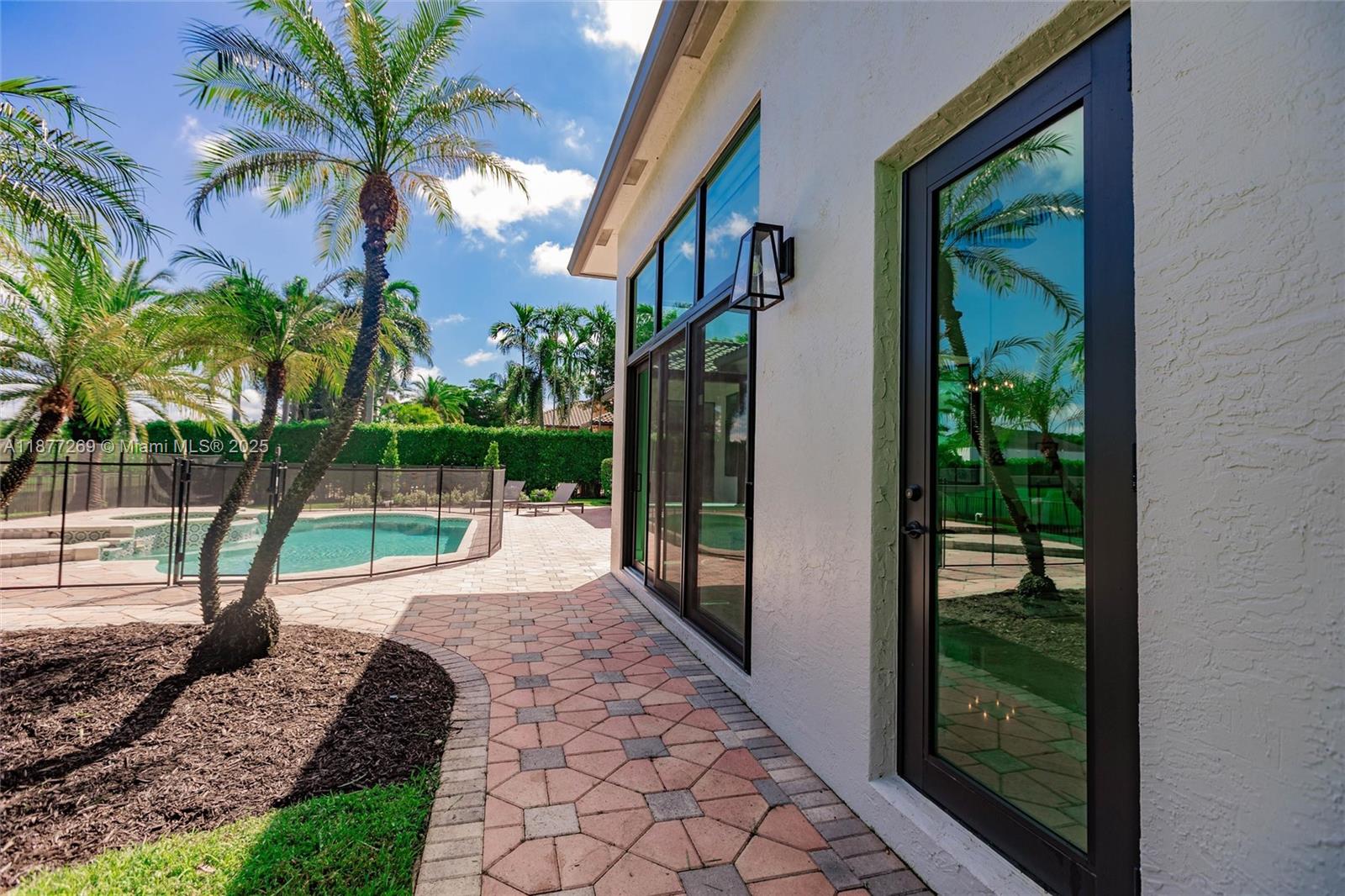 12641 North Stonebrook Circle Davie, FL 33330 - Photo 41 of 51