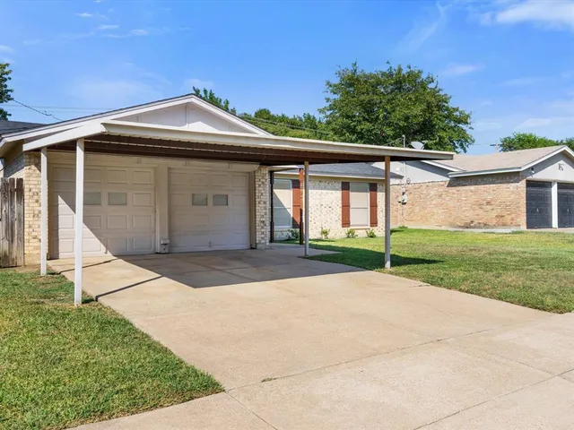 $245,000 | 6625 Betty Drive, Watauga, TX 76148