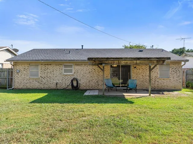$245,000 | 6625 Betty Drive, Watauga, TX 76148