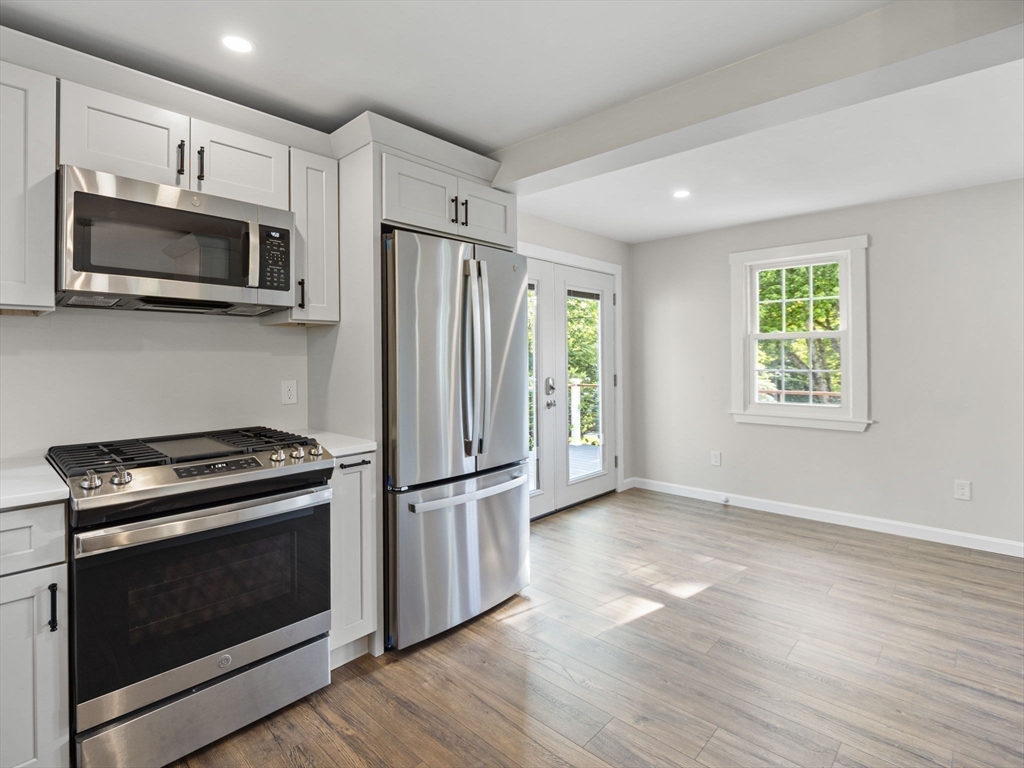 210 John Dyer Road Little Compton, RI 02837 - Photo 8 of 42