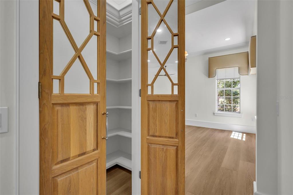 4230 Lower Park Road Orlando, FL 32814 - Photo 17 of 56