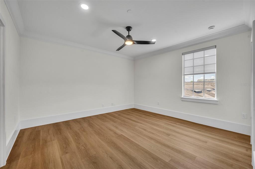 4230 Lower Park Road Orlando, FL 32814 - Photo 32 of 56