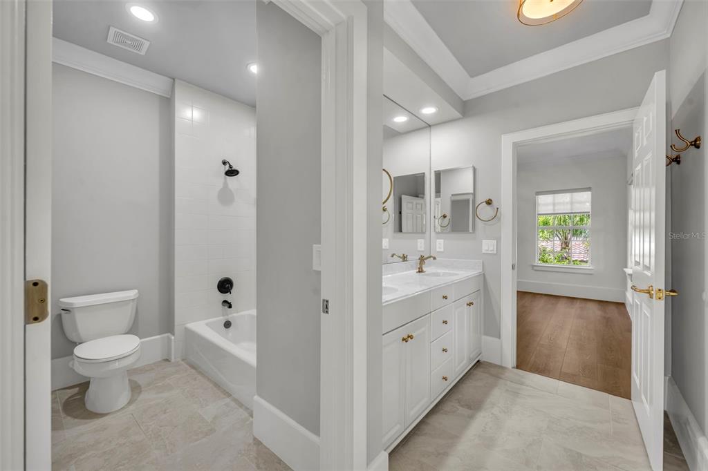 4230 Lower Park Road Orlando, FL 32814 - Photo 33 of 56