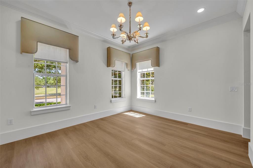4230 Lower Park Road Orlando, FL 32814 - Photo 9 of 56