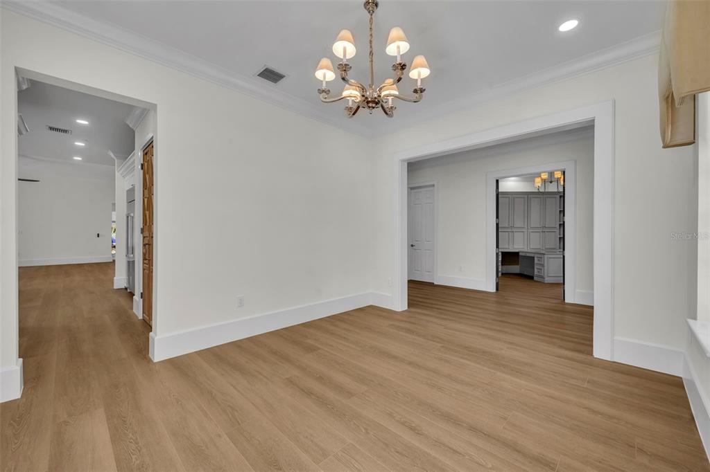 4230 Lower Park Road Orlando, FL 32814 - Photo 10 of 56