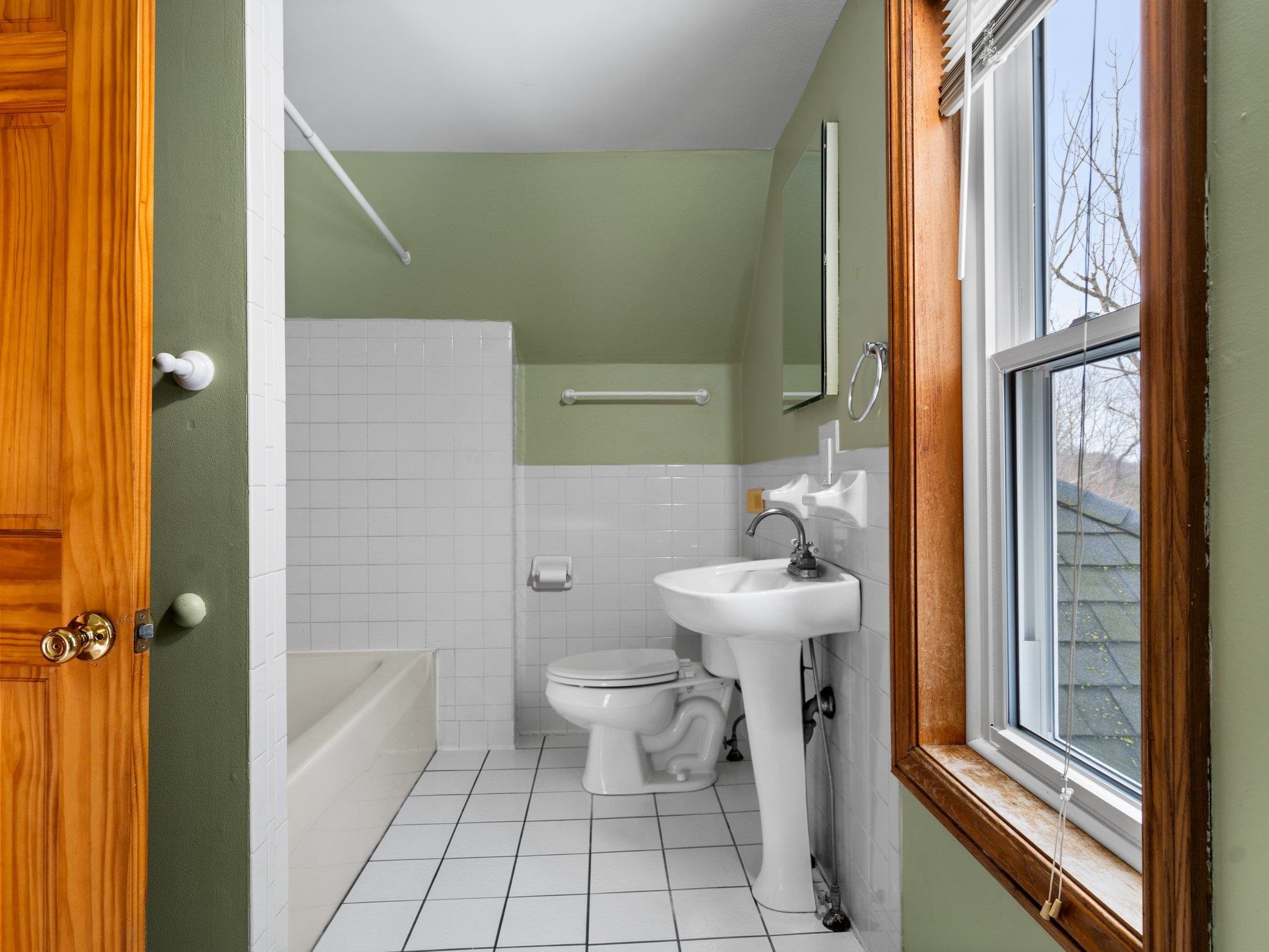 2915 East Hammond Road Traverse City, MI 49686 - Photo 20 of 42