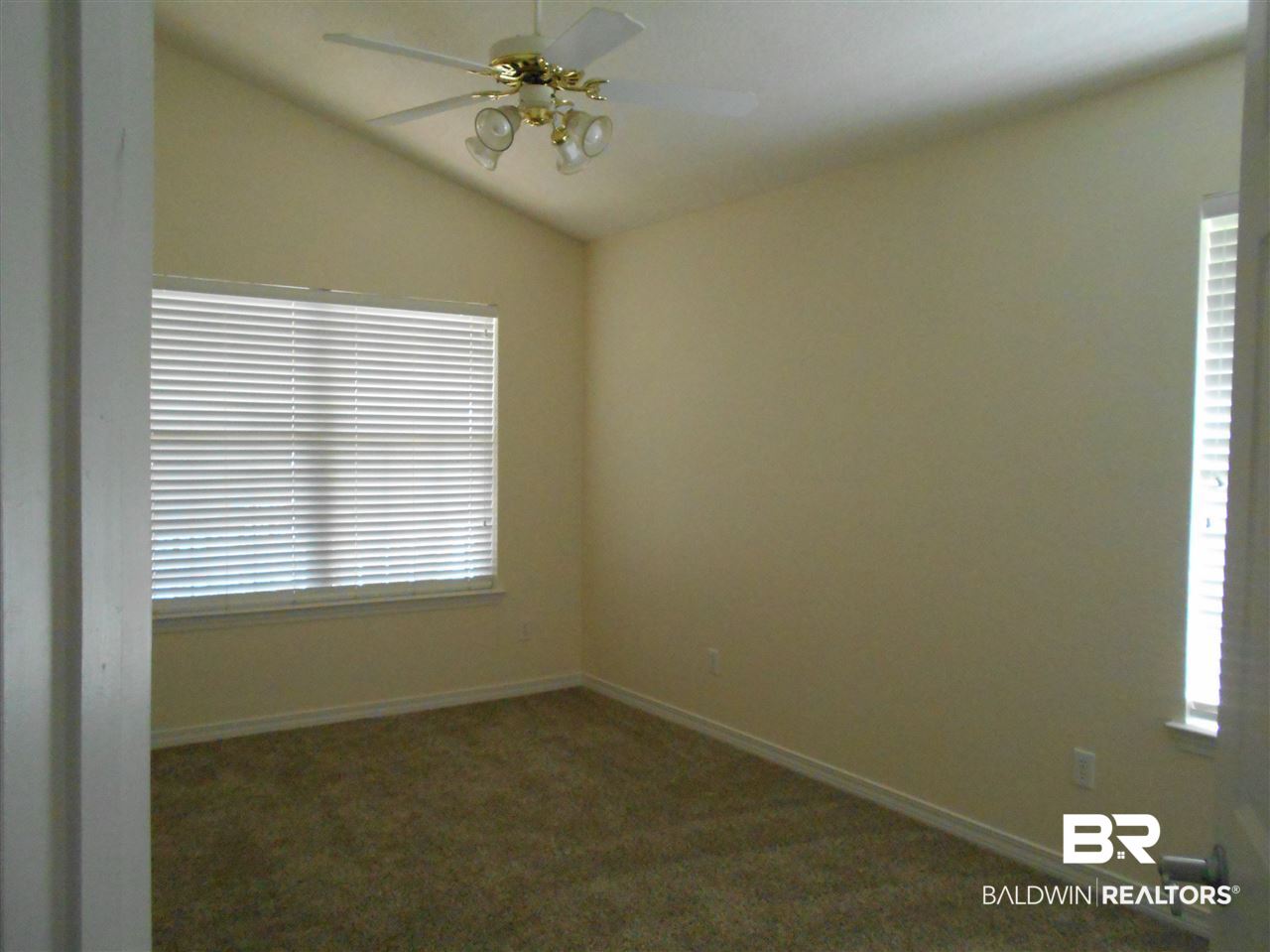 112 Vivian Loop Fairhope, AL 36532 - Photo 7 of 11
