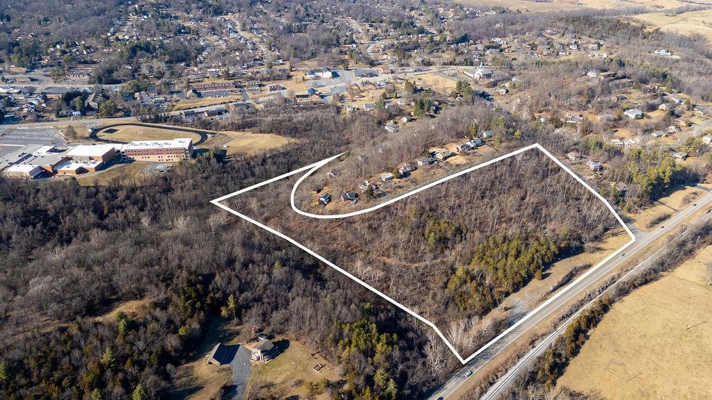 850 Commerce Road Staunton, VA 24401 - Photo 5 of 16