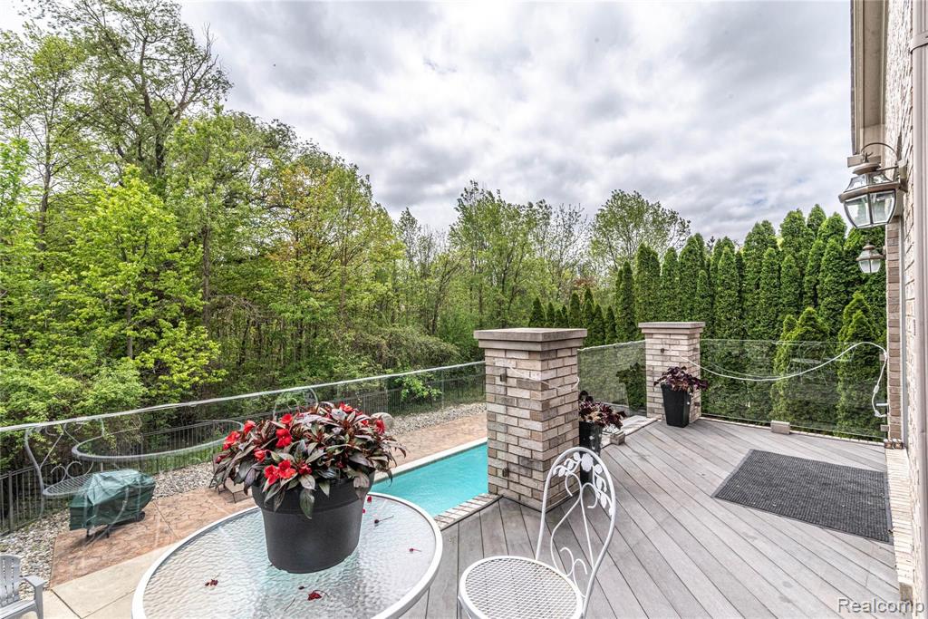 35265 Curtis Road Livonia, MI 48152 - Photo 44 of 52 Gallery Image 44