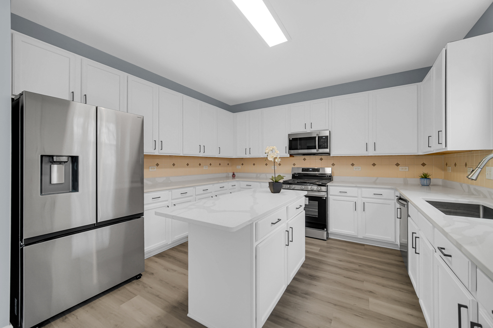 984 Ashbrook Circle Bolingbrook, IL 60440 - Photo 11 of 34