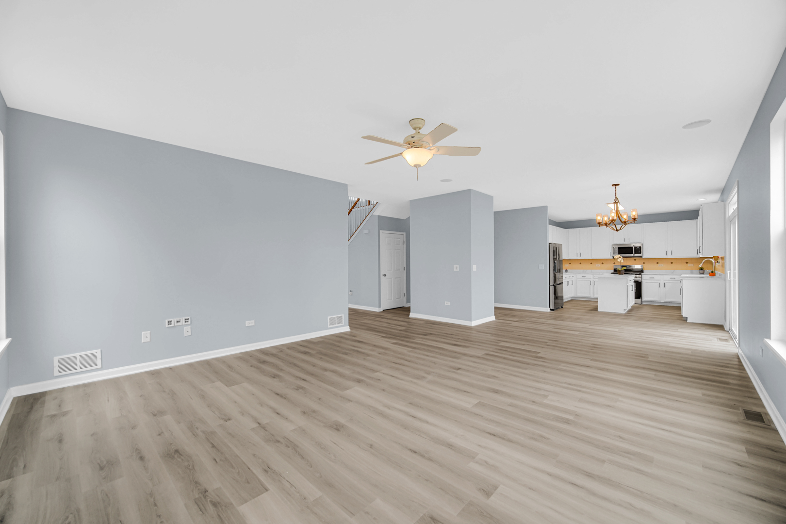 984 Ashbrook Circle Bolingbrook, IL 60440 - Photo 5 of 34