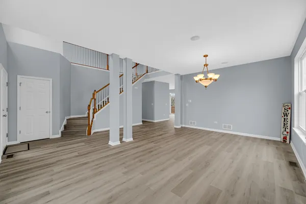 $586,000 | 984 Ashbrook Circle, Bolingbrook, IL 60440
