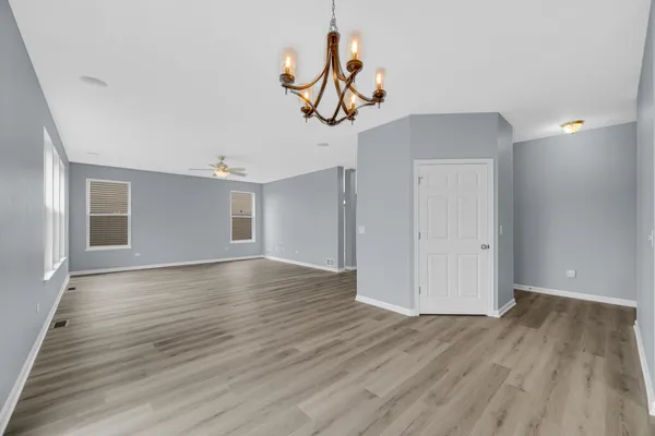 $586,000 | 984 Ashbrook Circle, Bolingbrook, IL 60440