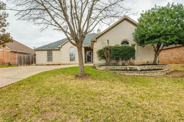 $349,900 | 14 Enchanted Court, Mansfield, TX 76063