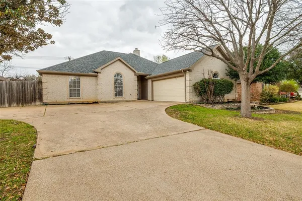 $349,900 | 14 Enchanted Court, Mansfield, TX 76063