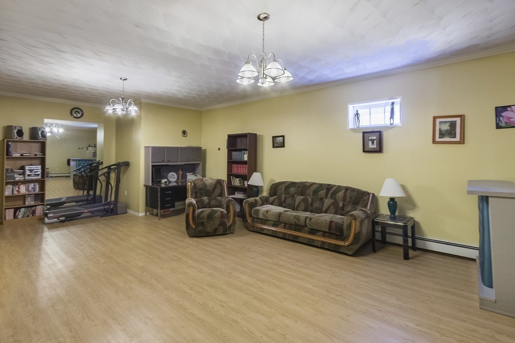 54 Auburndale Road Marblehead, MA 01945 - Photo 21 of 24