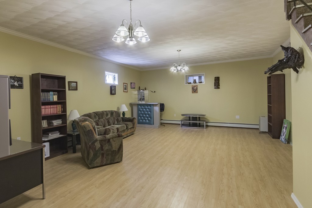 54 Auburndale Road Marblehead, MA 01945 - Photo 22 of 24