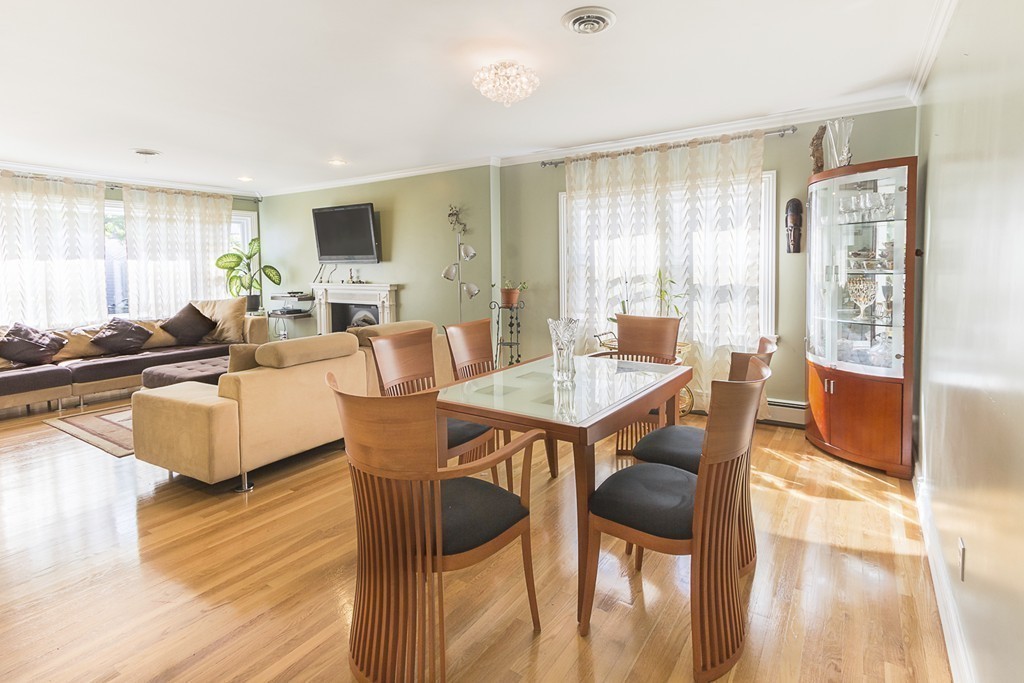 54 Auburndale Road Marblehead, MA 01945 - Photo 7 of 24