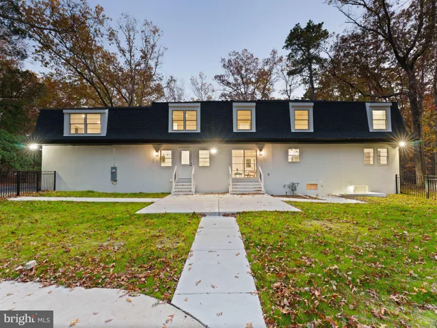 $1,290,000 | 40 East Centennial Drive, Medford, NJ 08055