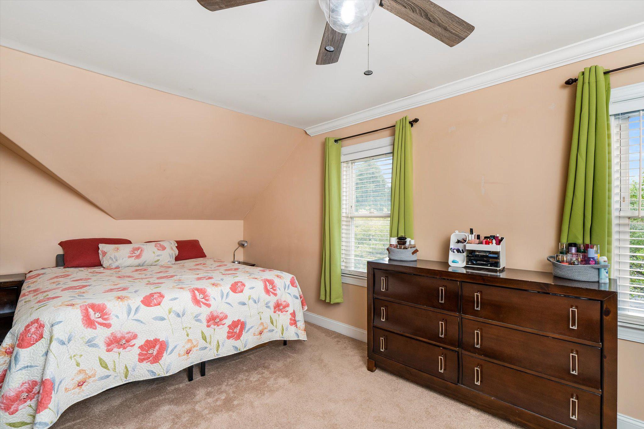 32 Lincoln Avenue Clementon, NJ 08021 - Photo 21 of 32 Bedroom 3