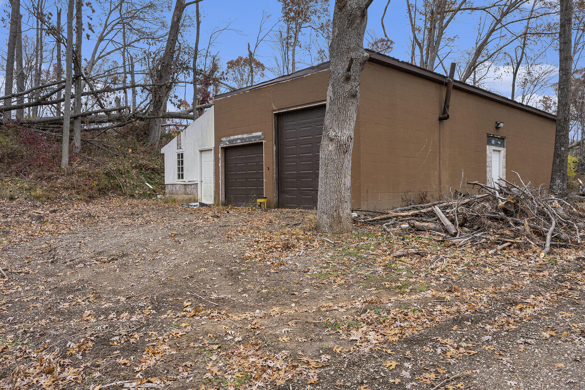 22485 Clear Lake Road North Battle Creek, MI 49014 - Photo 27 of 46 009_file_451