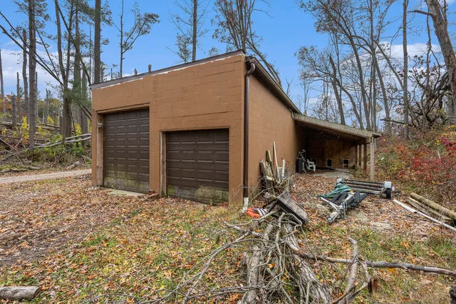 $420,000 | 22485 Clear Lake Road North, Battle Creek, MI 49014