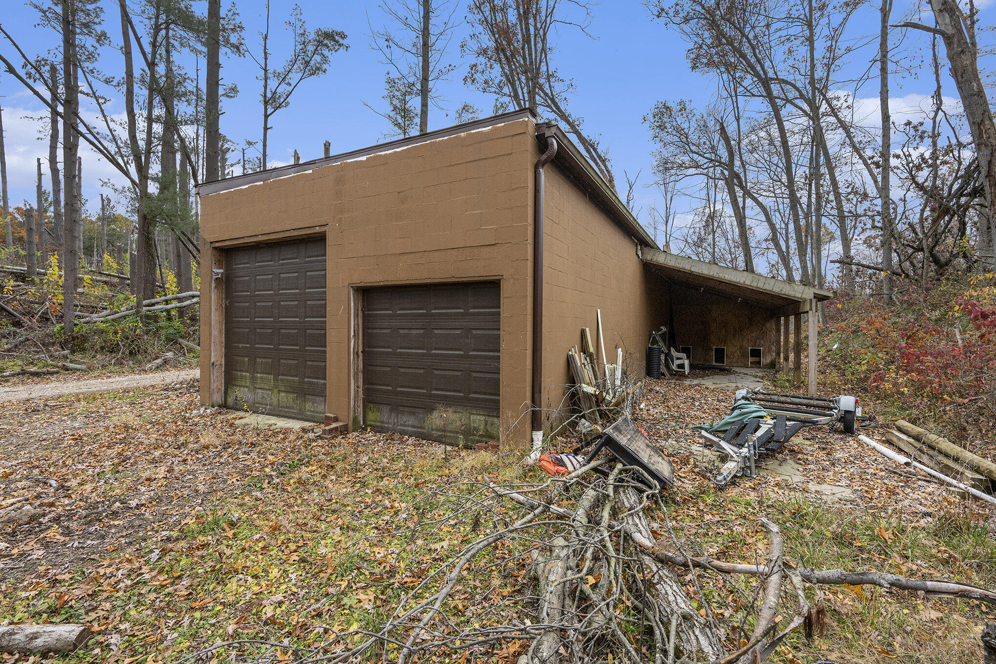 22485 Clear Lake Road North Battle Creek, MI 49014 - Photo 30 of 46 012_file_949