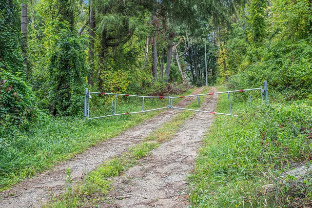 $420,000 | 22485 Clear Lake Road North, Battle Creek, MI 49014