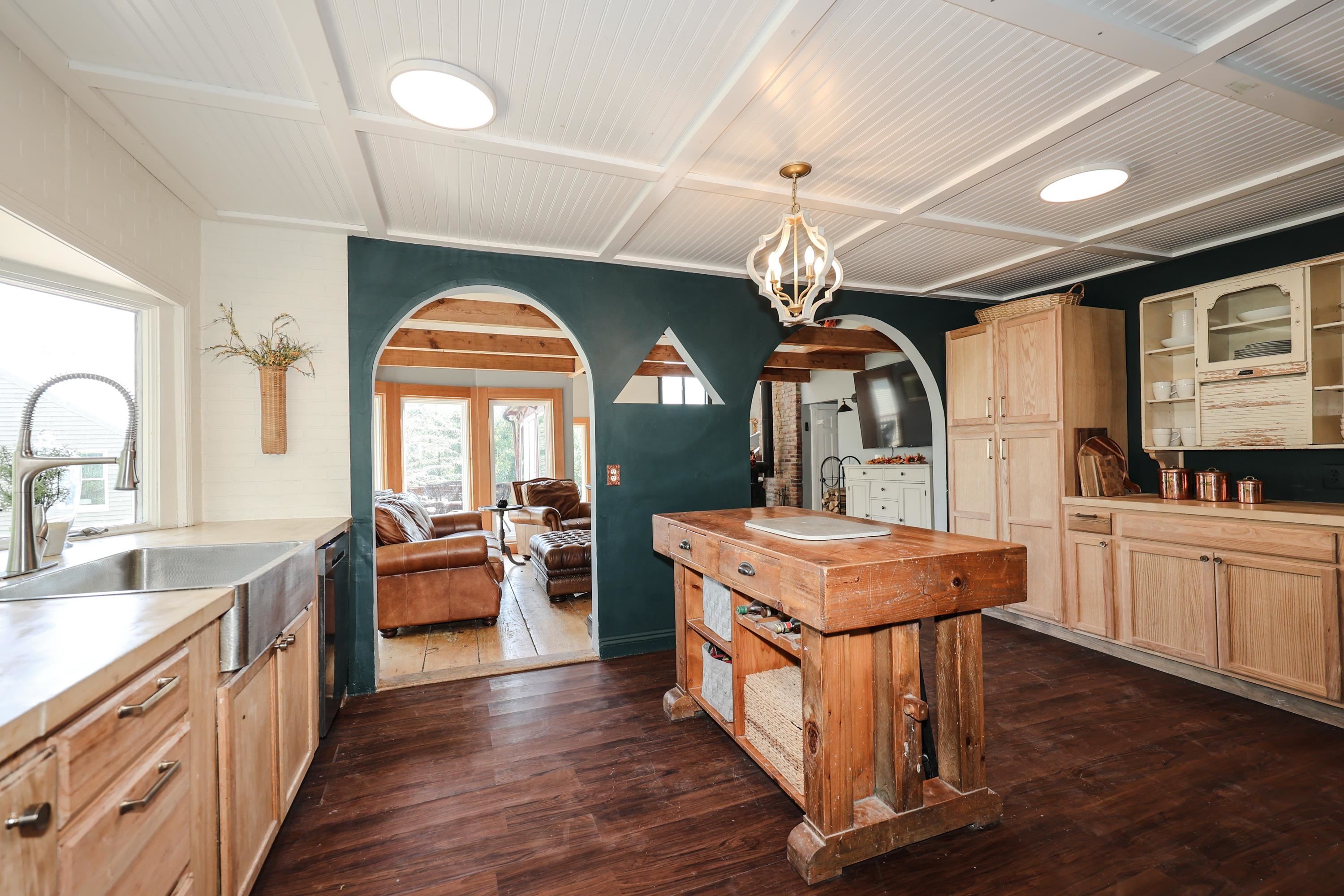 573 Pickering Road Rochester, NH 03867 - Photo 32 of 34 Gallery Image 32