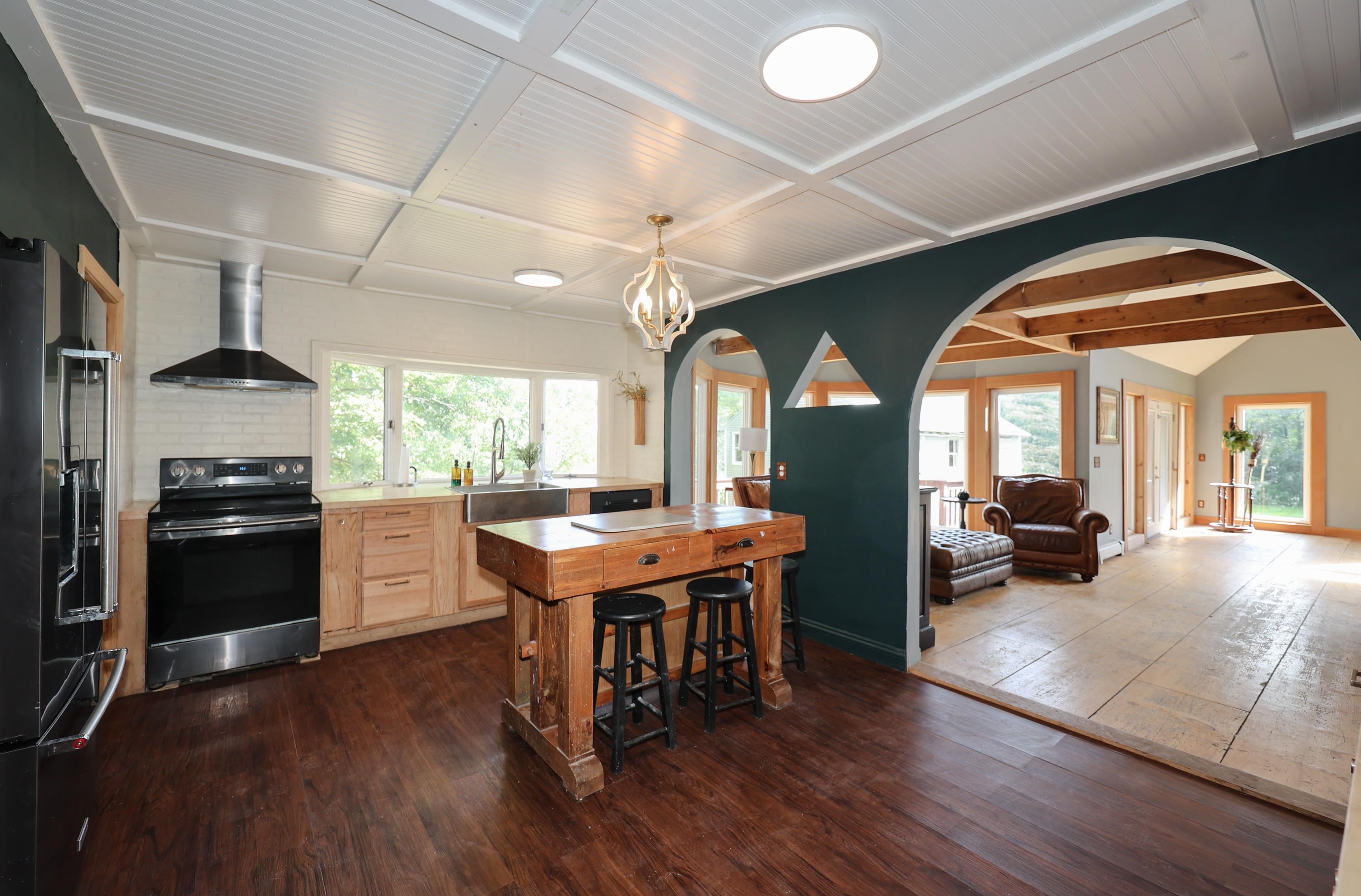 573 Pickering Road Rochester, NH 03867 - Photo 33 of 34 Gallery Image 33
