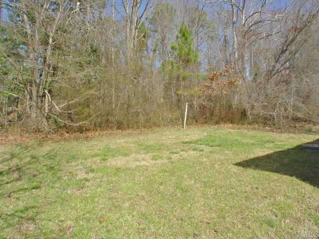 318 Sandy Raleigh, NC 27610 - Photo 9 of 9 a view of small yard
