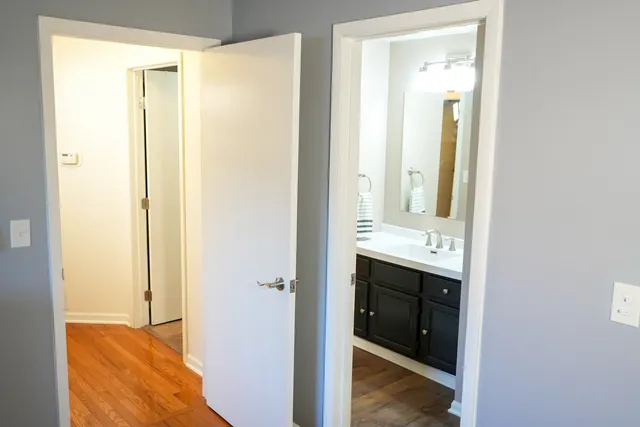 $320,000 | 647 Johnson Avenue, Frankfort, IL 60423