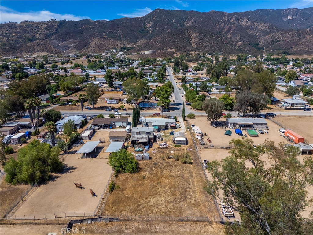 20288 Union Street Wildomar, CA 92595 - Photo 6 of 31