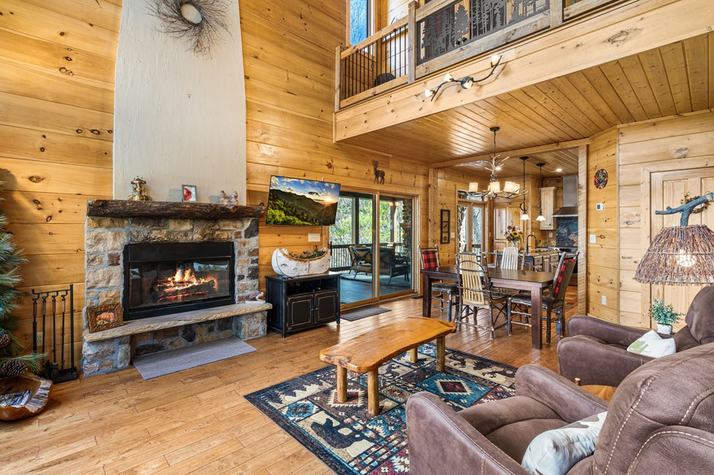 308 Cabbage Patch Morganton, GA 30560 - Photo 7 of 39