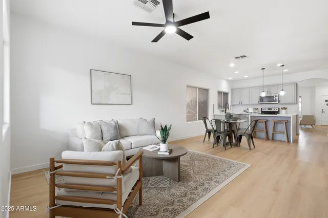 $429,900 | 1 North 124th Drive, Avondale, AZ 85323