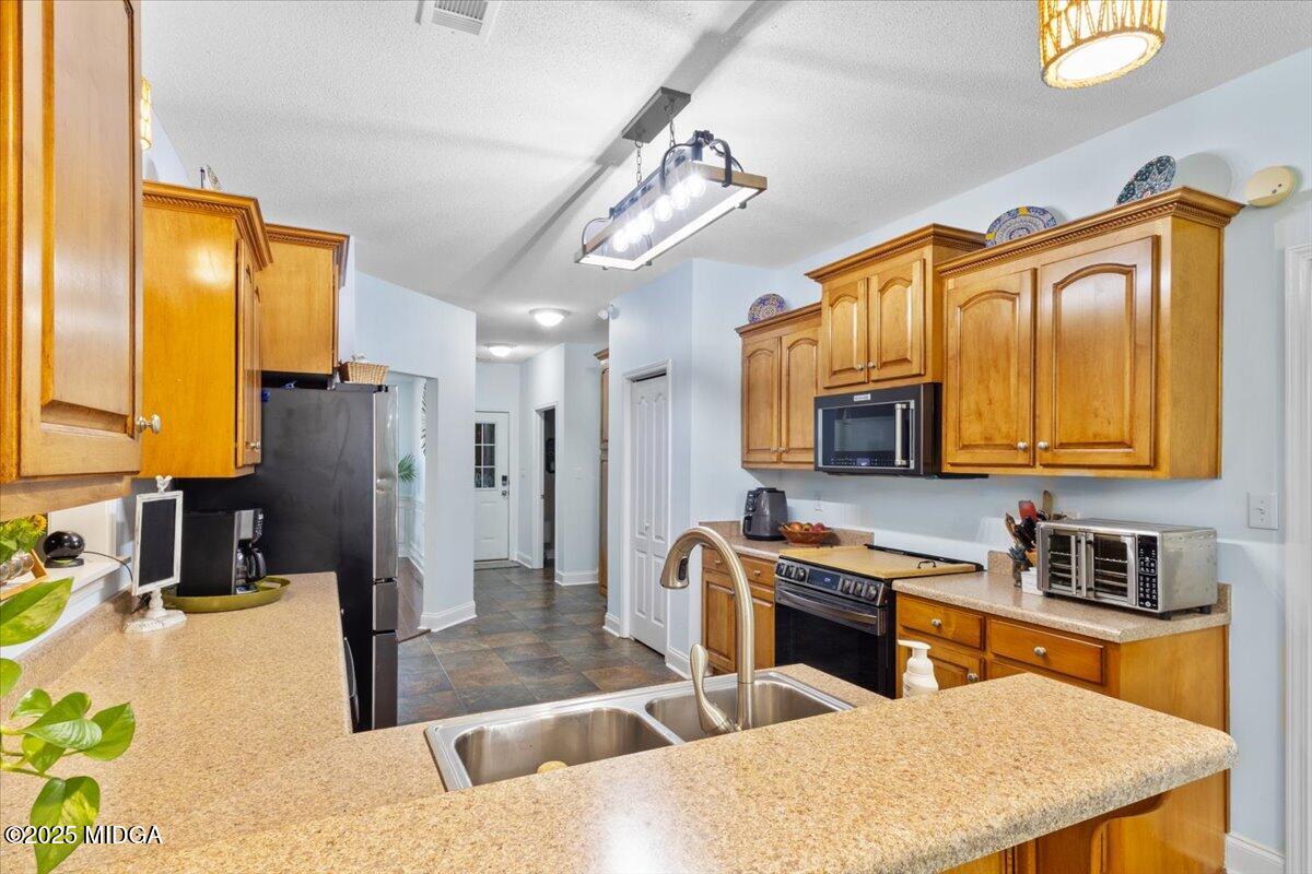 102 7 Pines Perry, GA 31069 - Photo 24 of 54 32-IMG_1466