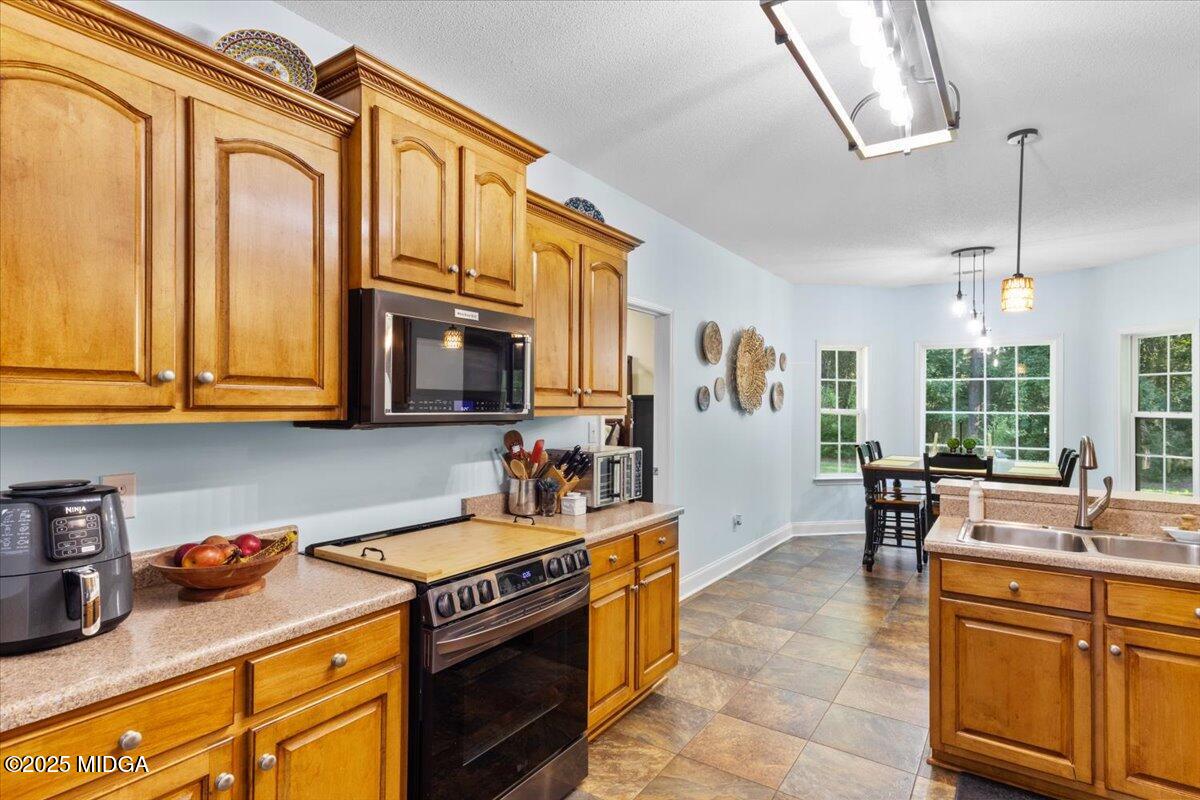 102 7 Pines Perry, GA 31069 - Photo 25 of 54 33-IMG_1481