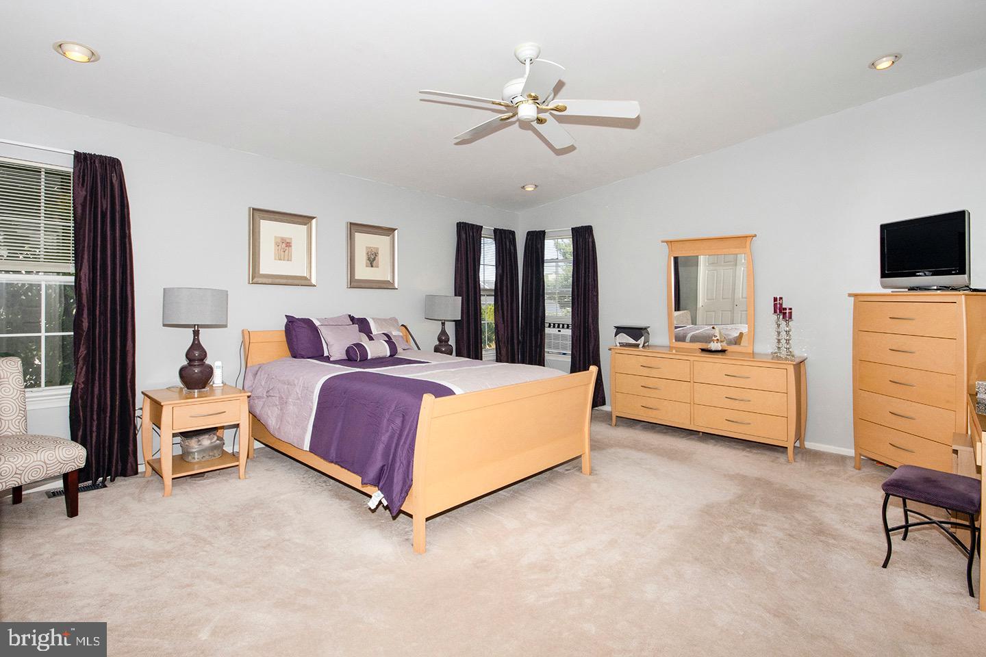 60 Winfield Circle Sewell, NJ 08080 - Photo 21 of 41 Primary Suite