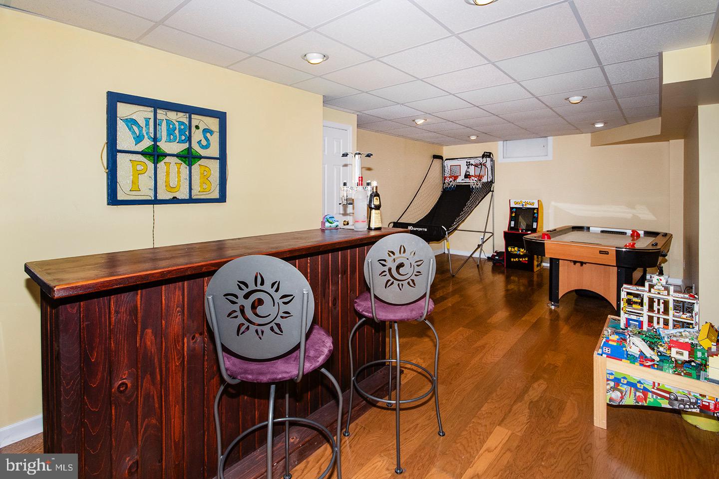 60 Winfield Circle Sewell, NJ 08080 - Photo 32 of 41 Bar Area