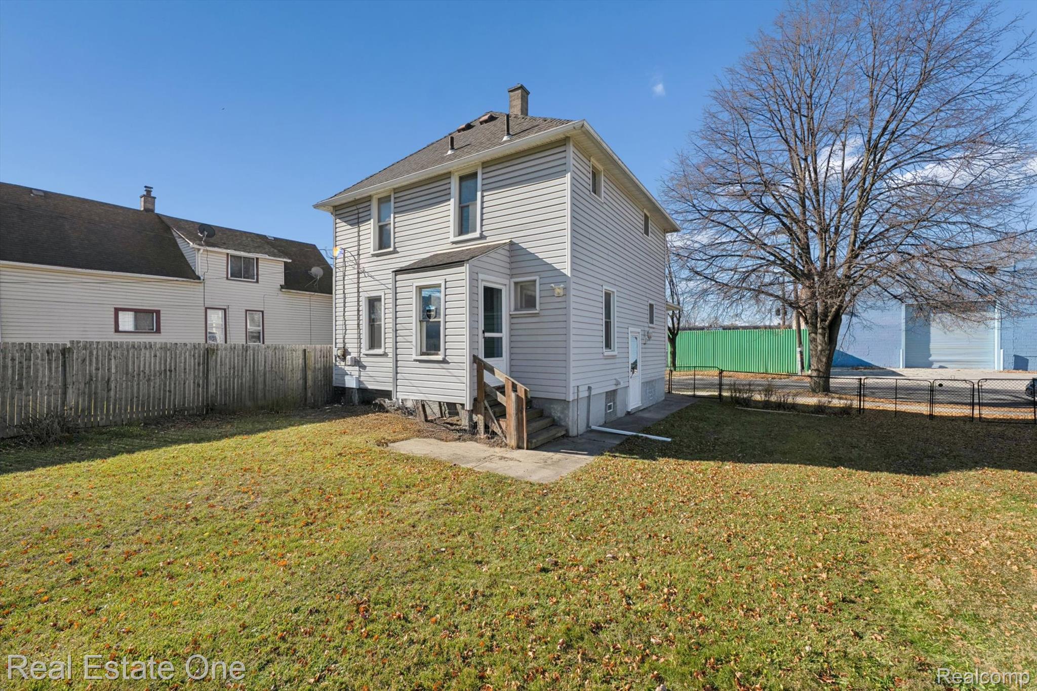159 Dwight Street River Rouge, MI 48218 - Photo 46 of 48 47-159-Dwight-St-River-Rouge-MI-48218-WindowStill-44.jpg