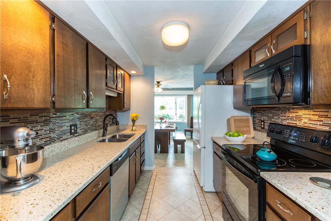 2970 Mendon Road, Unit 39 Cumberland, RI 02864 - Photo 14 of 41 Kitchen