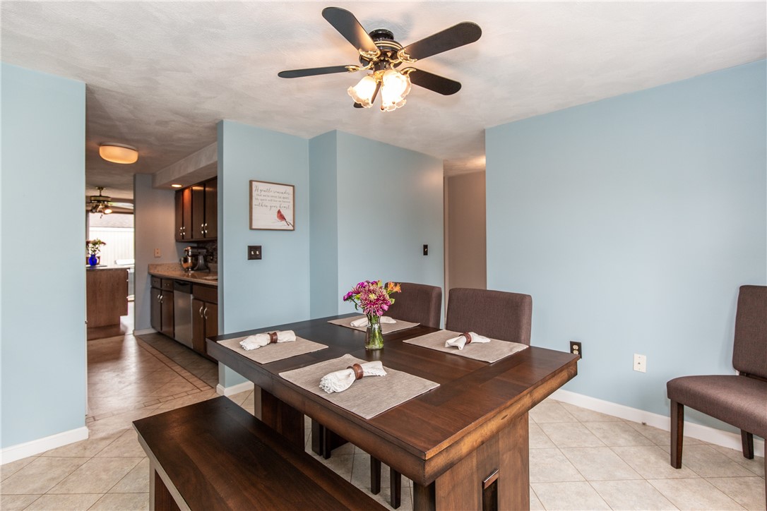 2970 Mendon Road, Unit 39 Cumberland, RI 02864 - Photo 16 of 41 Dining Area