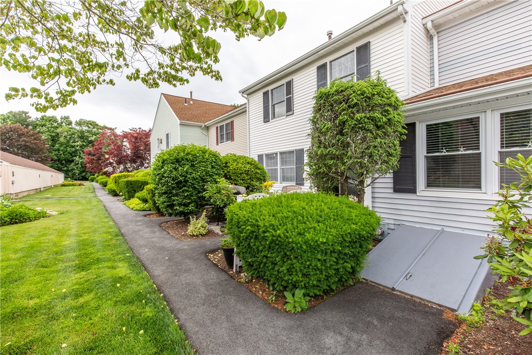 2970 Mendon Road, Unit 39 Cumberland, RI 02864 - Photo 31 of 41 Bulkead