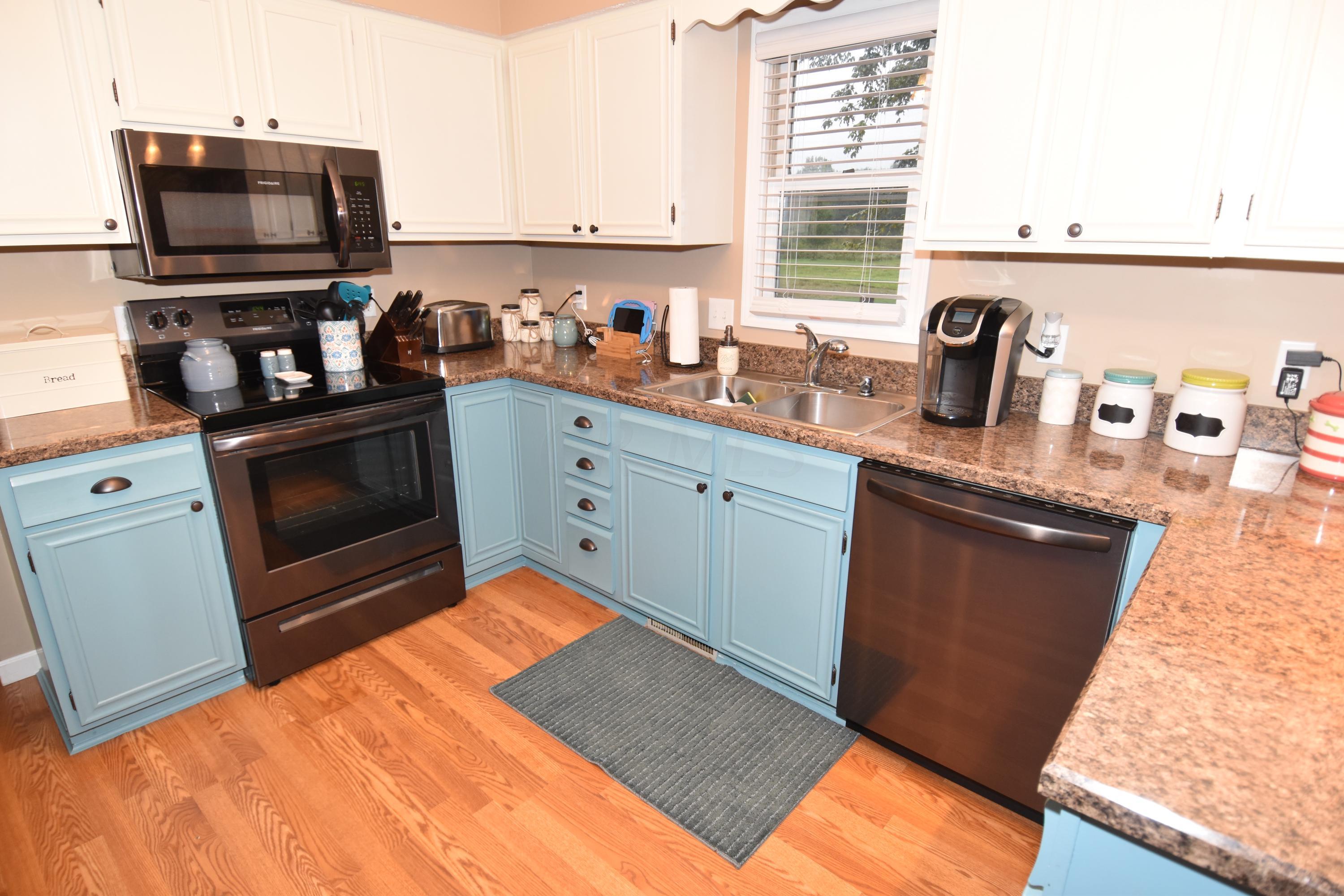8117 Outville Road Southwest Pataskala, OH 43062 - Photo 8 of 28