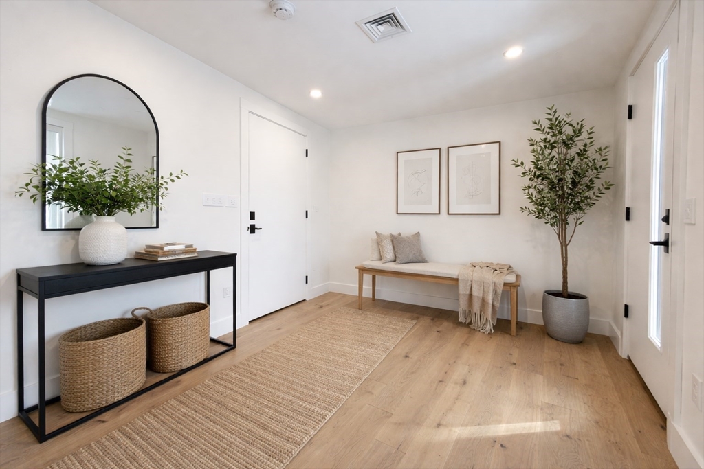 10 Elm Street, Unit 10 Newton, MA 02465 - Photo 18 of 24