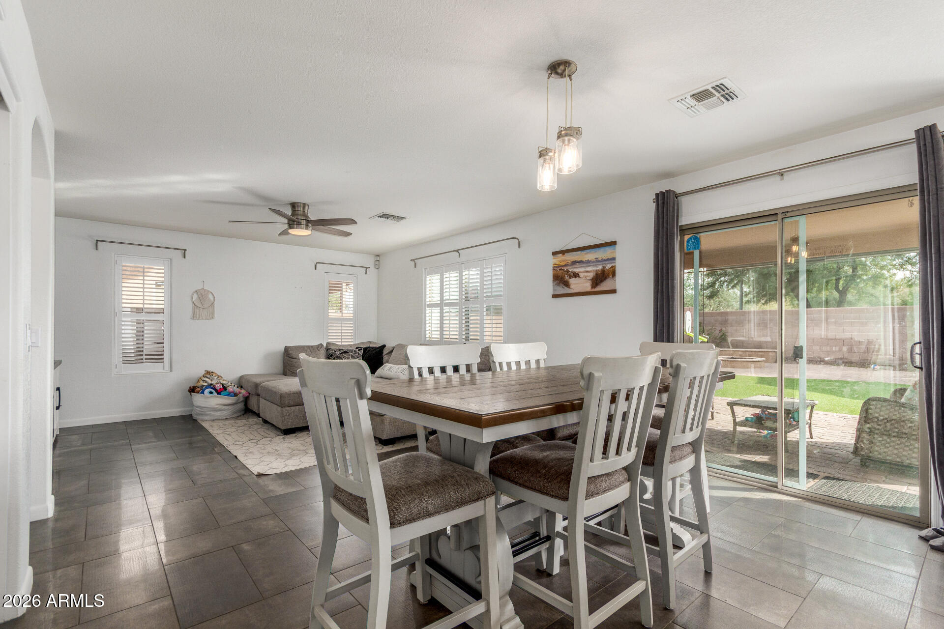 2435 West Via Dona Road Phoenix, AZ 85085 - Photo 12 of 41 12 Dona