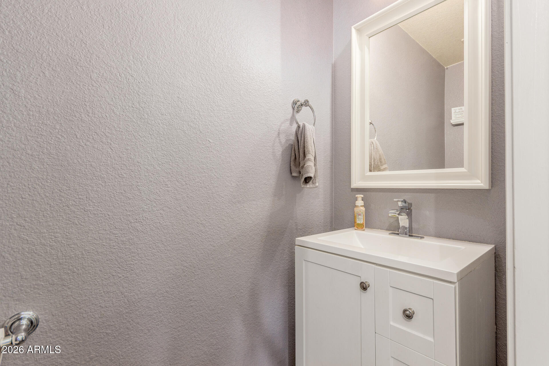 2435 West Via Dona Road Phoenix, AZ 85085 - Photo 16 of 41 16 Dona